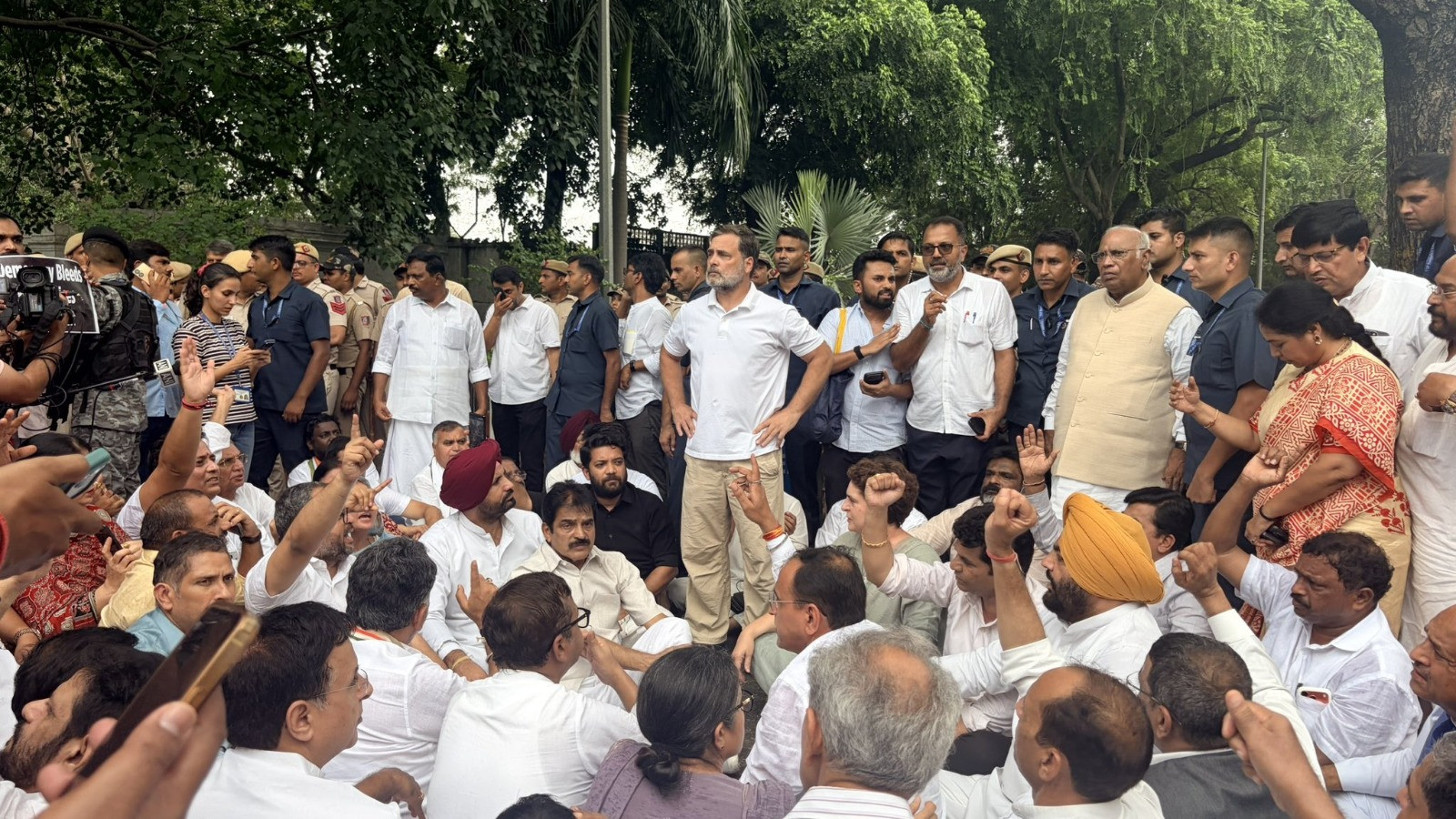 Rahu Gandhi stages protest outside PM's residence, demands Modi and Shah resign