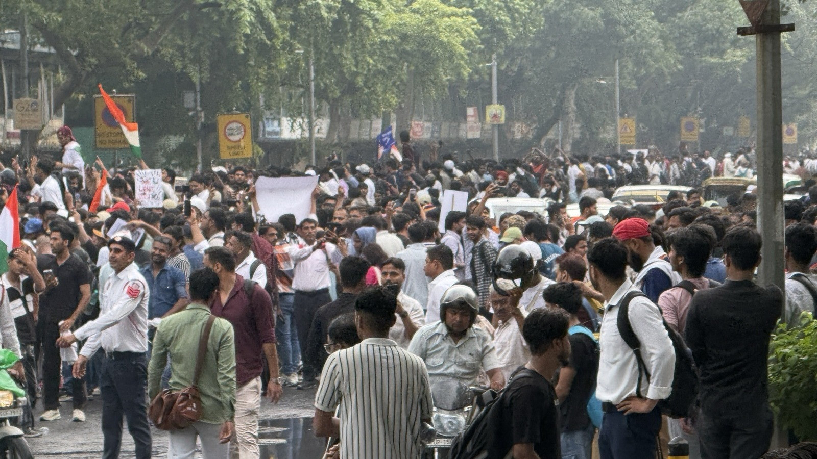 Connaught Place ordered to shut amid Jantar Mantar protest crackdown