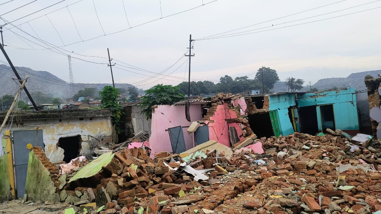 Jharkhand families await relief a week after land subsidence